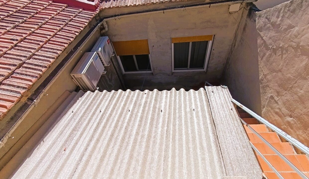 WhatsApp Image 2025-10-28 at 10.00.11