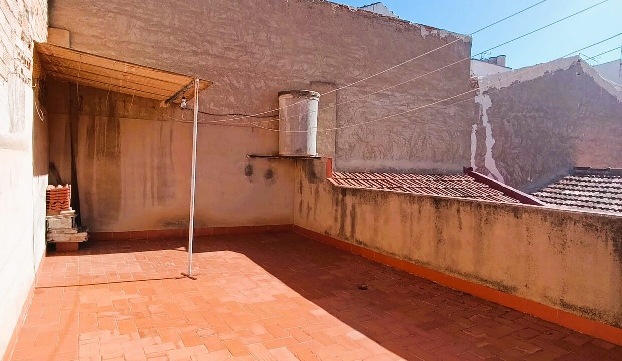 WhatsApp Image 2025-10-28 at 10.00.11 (2)