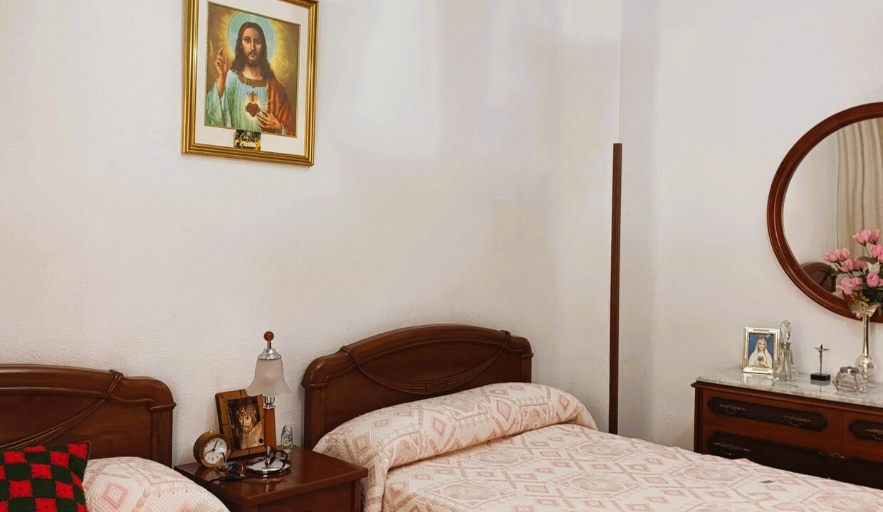 WhatsApp Image 2025-10-28 at 10.00.28 (6)