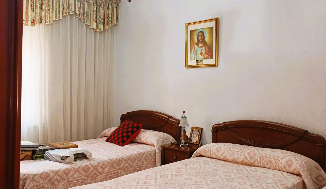 WhatsApp Image 2025-10-28 at 10.00.28 (7)