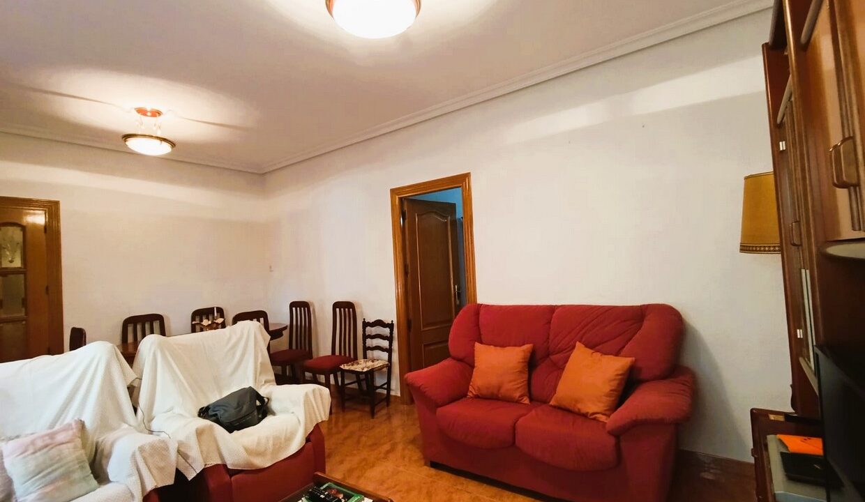 WhatsApp Image 2025-10-28 at 10.00.29