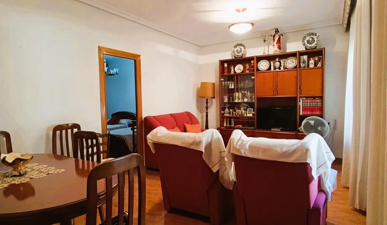 WhatsApp Image 2025-10-28 at 10.00.29 (2)